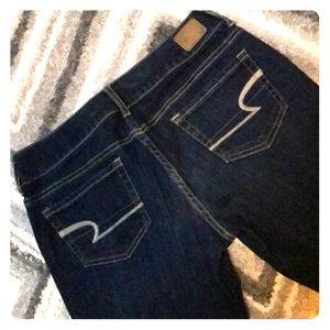 American Eagle jeans. Size 8. Excellent cond. NWOT